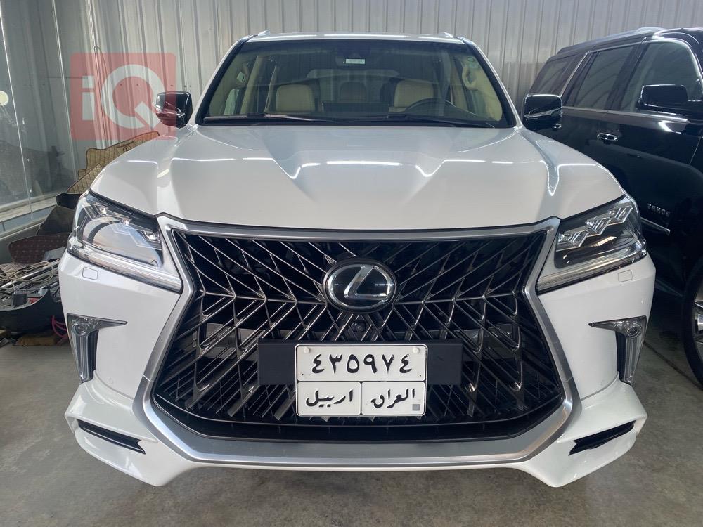 لكزس LX
